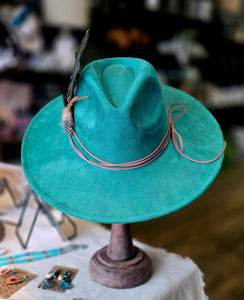 Green Boho Western Hat w Feather Hat Band, White Turquoise Stone & Leather Band