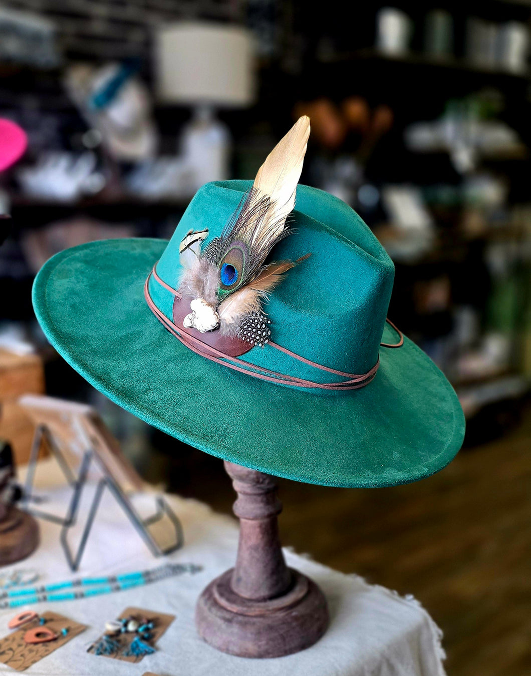 Green Boho Western Hat w Feather Hat Band, White Turquoise Stone & Leather Band